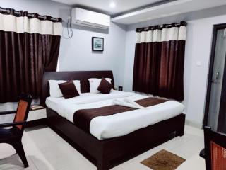 HOTEL SHIVANGI PREMIUM Near Sea Beach and Jagannath Temple road - Restaurant- Wi-Fi - Lift and Parking Facilities - Fully Air Conditioning Hotel - A Top Rated Luxuary Hotel - Puri - 7