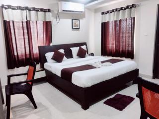 HOTEL SHIVANGI PREMIUM Near Sea Beach and Jagannath Temple road - Restaurant- Wi-Fi - Lift and Parking Facilities - Fully Air Conditioning Hotel - A Top Rated Luxuary Hotel - Puri - 9