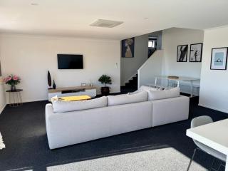 Sunset Stay - Raglan Holiday Home - Raglan - 1
