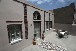 Antique Mansion - Oia - 9