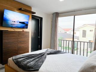 Casa de 3 Dormitorios con Piscina Privada, BBQ y Seguridad - Estancia Vieja - 4