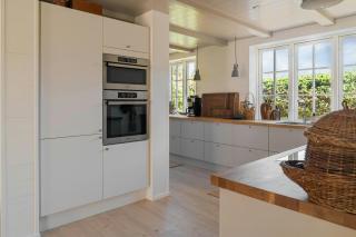 Modern Holiday Home Where Indoor And Outdoor Merge - Hals - 8