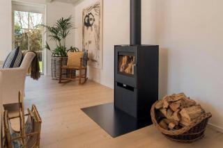 Modern Holiday Home Where Indoor And Outdoor Merge - Hals - 1