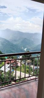 Hotel Himalayan View - 9