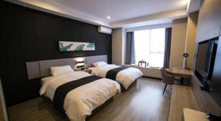 UP and IN Hotel Shandong Jinan Zhangqiu District Railway Jiaoyue Plaza - 9