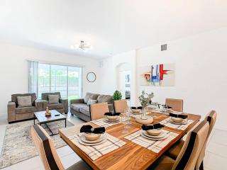 Exclusive 2BR Condo & Waterpark - 7