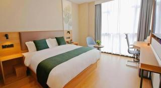 GreenTree Inn Express Zhangjiagang Hexing Town Shazhou Professional Institue of Technology - Qiwei - 9