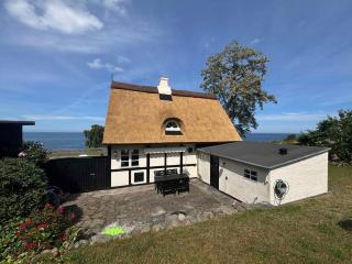 Cottage With Breathtaking Sea And Cliff Views - Allinge - 0