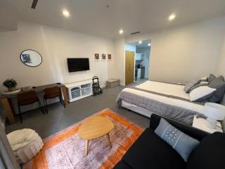 Spacious, Cosy City Studio - Auckland - 7