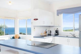 Casa Azul Beachfront Bliss for Group Adventures - Christies Beach - 6