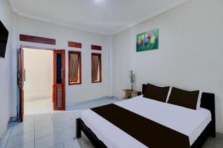 Collection O Budget Door Legian Inn @Poppies Road - 4