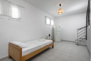 Nikiti Sea Breeze by Luxlikehome - 5