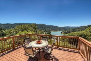 Best View of the Lake! Huge Deck! - 9