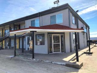 Americas Best Value Inn Garland Dallas - Dallas - 4