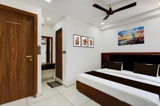Hotel O Shubh Sankalp - Ahmedabad - 0