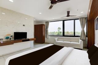 Hotel O Shubh Sankalp - Ahmedabad - 3