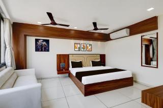 Hotel O Shubh Sankalp - Ahmedabad - 2