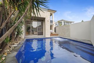 Mornington Beachfront Bliss - Pool, Spa & Rooftop Sunsets - Mornington - 0