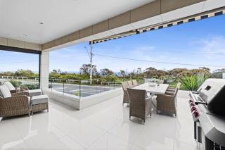 Mornington Beachfront Bliss - Pool, Spa & Rooftop Sunsets - Mornington - 5
