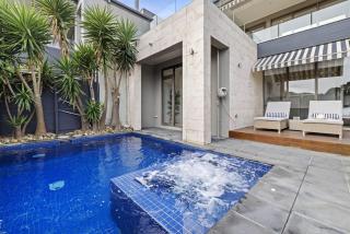 Mornington Beachfront Bliss - Pool, Spa & Rooftop Sunsets - Mornington - 4