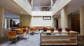 Hotel Adilla Syariah Ambarukmo - Yogyakarta - 9