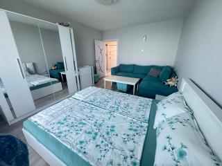 Lazur Sea Home Burgas 2BD - 4