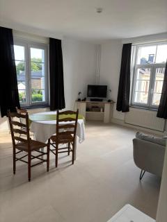 Petite chatelaine - 5