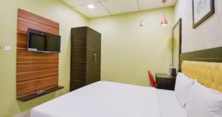 HOTEL ROYAL CROWN PURI Near Jagannath Temple & Puri Beach -Fully Air Conditioning -Restaurant -Free Wi-Fi -Parking -Room Service -Best Premium Hotel In Puri - Puri - 2