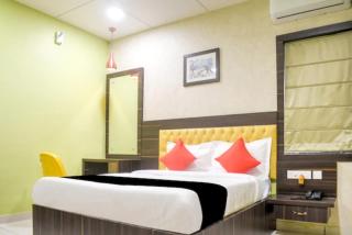 HOTEL ROYAL CROWN PURI Near Jagannath Temple & Puri Beach -Fully Air Conditioning -Restaurant -Free Wi-Fi -Parking -Room Service -Best Premium Hotel In Puri - Puri - 0