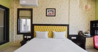 HOTEL ROYAL CROWN PURI Near Jagannath Temple & Puri Beach -Fully Air Conditioning -Restaurant -Free Wi-Fi -Parking -Room Service -Best Premium Hotel In Puri - Puri - 5