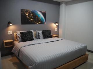 The Hub Hotel Surin - Surin - 5
