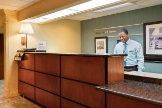 Hampton Inn Mt. Vernon - - 5