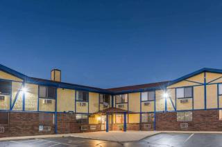Knights Inn Ferguson MO - Saint Louis - 9