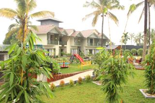 Cozy Caza resort - Padinjarathara - 0