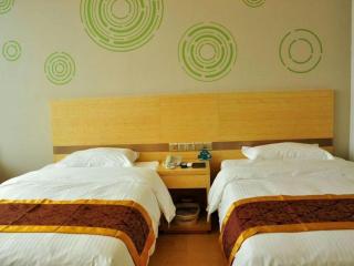 GreenTree Inn Liaocheng Donge Culture Street Express Hotel - Liaocheng - 2
