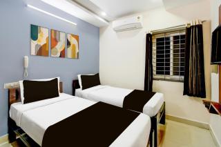 Super Collection O Khajaguda Hills Formerly Sri Balaji Luxary Rooms - Gachibowli - 1