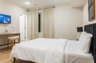 Premier 3br3bath-wddeskwifisleeps8 - 4