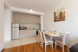Partial sea view heaven - Budva - 6
