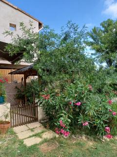 Studio 10m2, terrasse 18m2 , parking, piscine et accueille les animaux - Quissac - 7