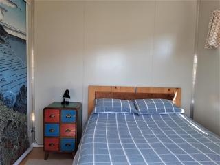 Peace and quiet in the Brooklyn hills - 1