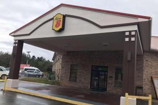 Super 8 by Wyndham Pascagoula - 6
