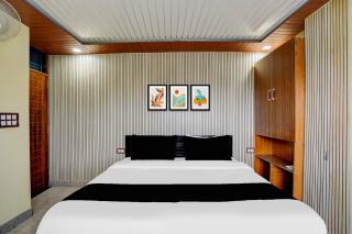 SPOT ON Hotel Doon Lotus | Iconic Rooftop Cafe | Party Hall - 3