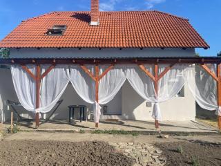 Zsanett`s House - Tata - 2