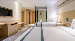 City Comfort Inn Beihai RT-Mart High Speed Railway Station - 1