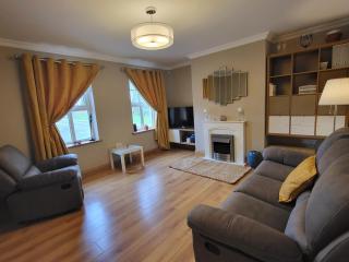 Gullistan Room, Kilpipe House - Athenry - 3