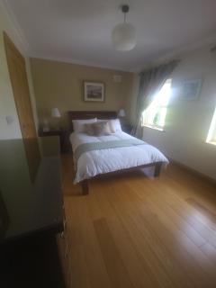 Gullistan Room, Kilpipe House - Athenry - 8
