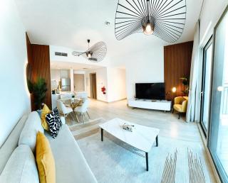 Yas Island, Stunning 2 bedroom, 4beds close to all the parks! - Abu Dhabi - 0