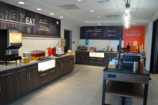 Hampton Inn Cabot - 6