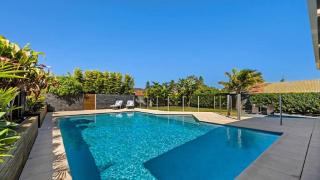 Sea Spray- Private Pool, Beach, Table Tennis - The Entrance - 9