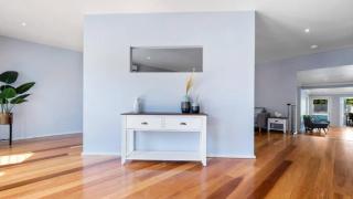 Sea Spray- Private Pool, Beach, Table Tennis - The Entrance - 1